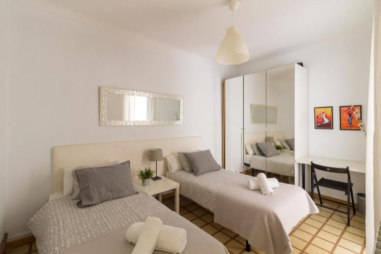 Rentbcn City Center Apartment Barcellona Esterno foto